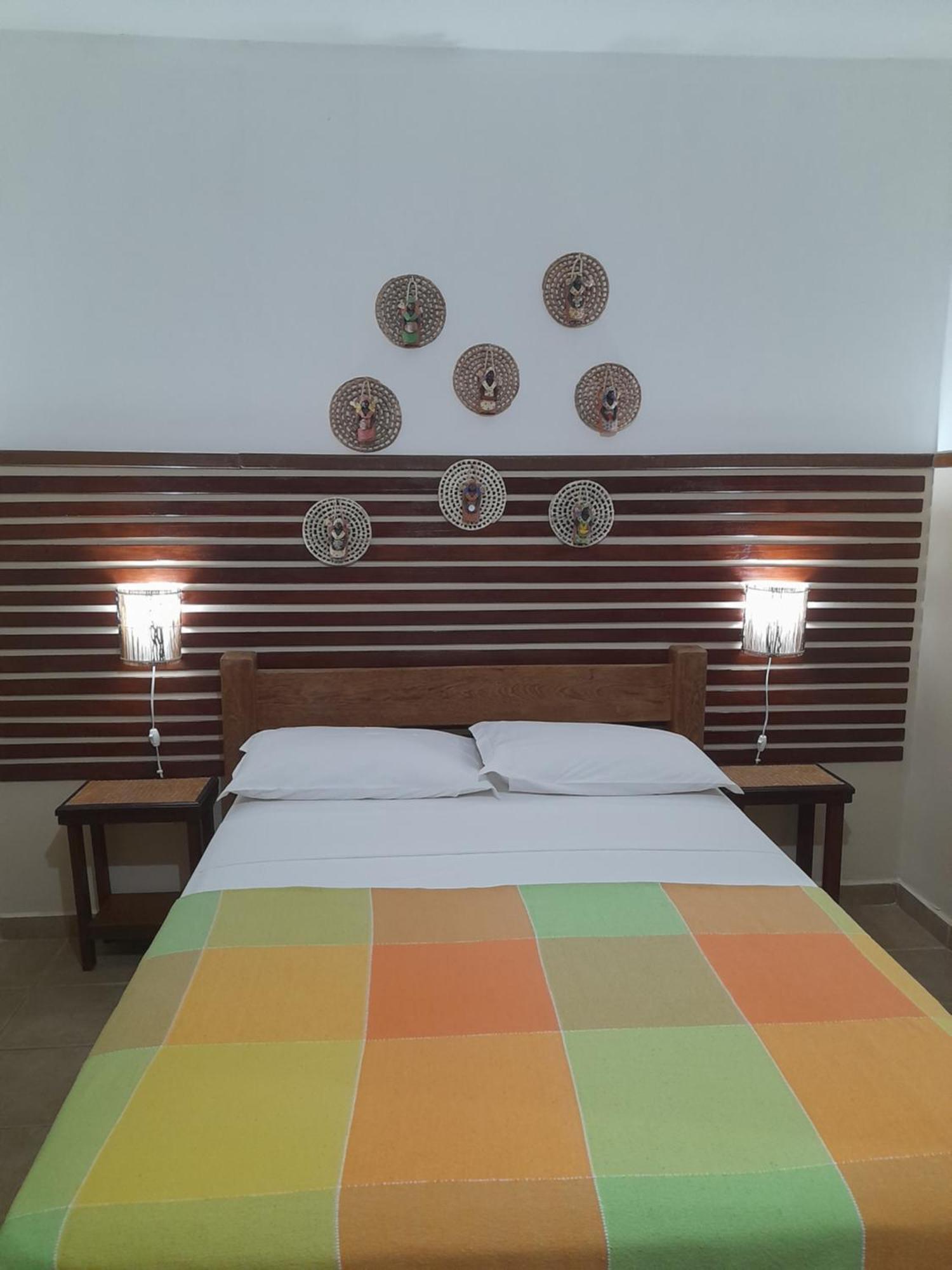 Dos Cajueiros Inn 2*
